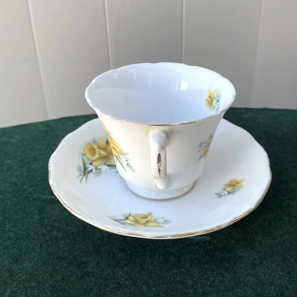 Royal Kent Daffodil Tea Cup and Saucer Bone China - Picture 6 of 10